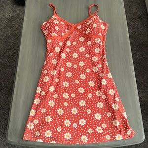 Cute summer dress that’s never been worn out!